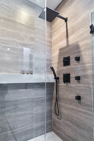 $1,299,000 | 5620 North Francisco Avenue, Chicago, IL 60659