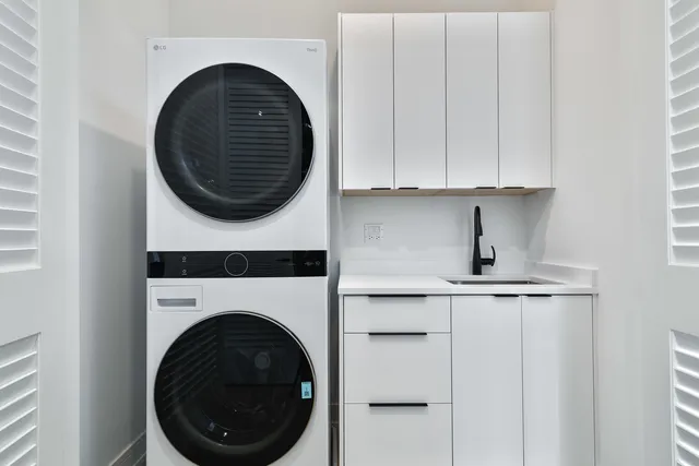 $1,299,000 | 5620 North Francisco Avenue, Chicago, IL 60659