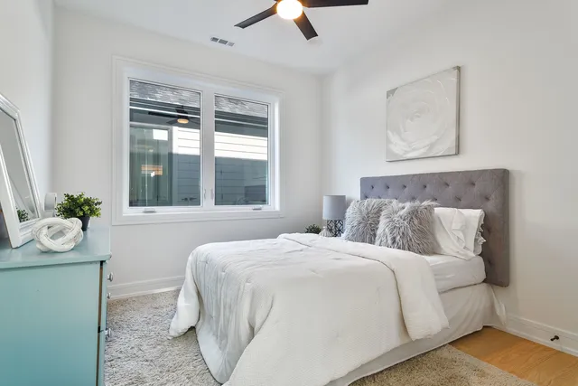 $1,299,000 | 5620 North Francisco Avenue, Chicago, IL 60659