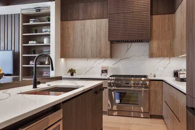 $1,299,000 | 5620 North Francisco Avenue, Chicago, IL 60659