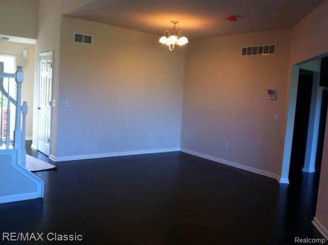 41508 Mitchell Road, Unit 172 Novi, MI 48377 - Photo 5 of 21 Meadowbrook Dining.JPG