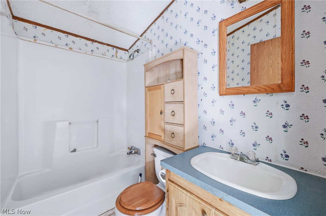 31991 Haessly Road Hanoverton, OH 44423 - Photo 2 of 41