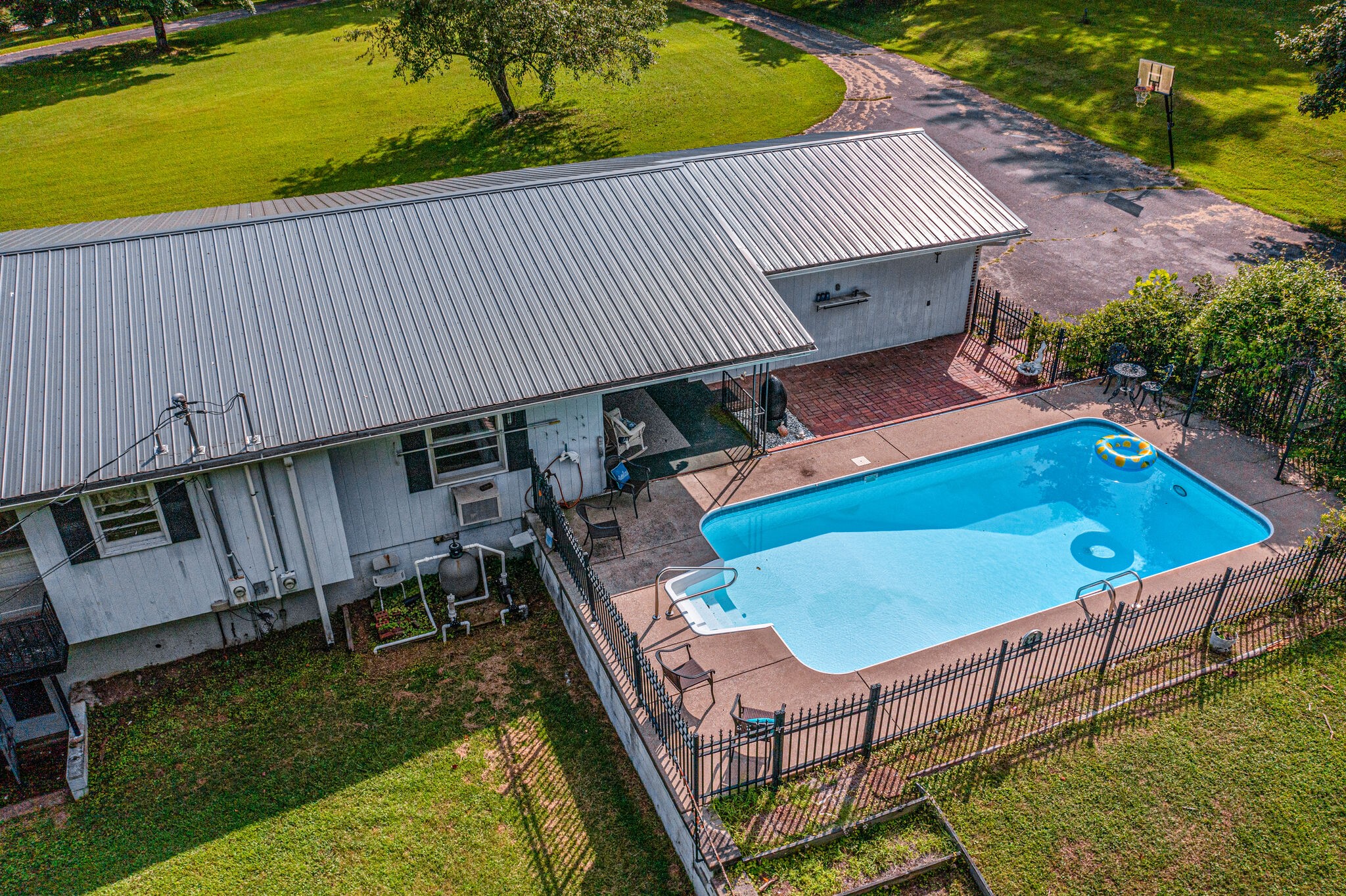 721 Spring Street Charlotte, TN 37036 - Photo 42 of 49 Gallery Image 42