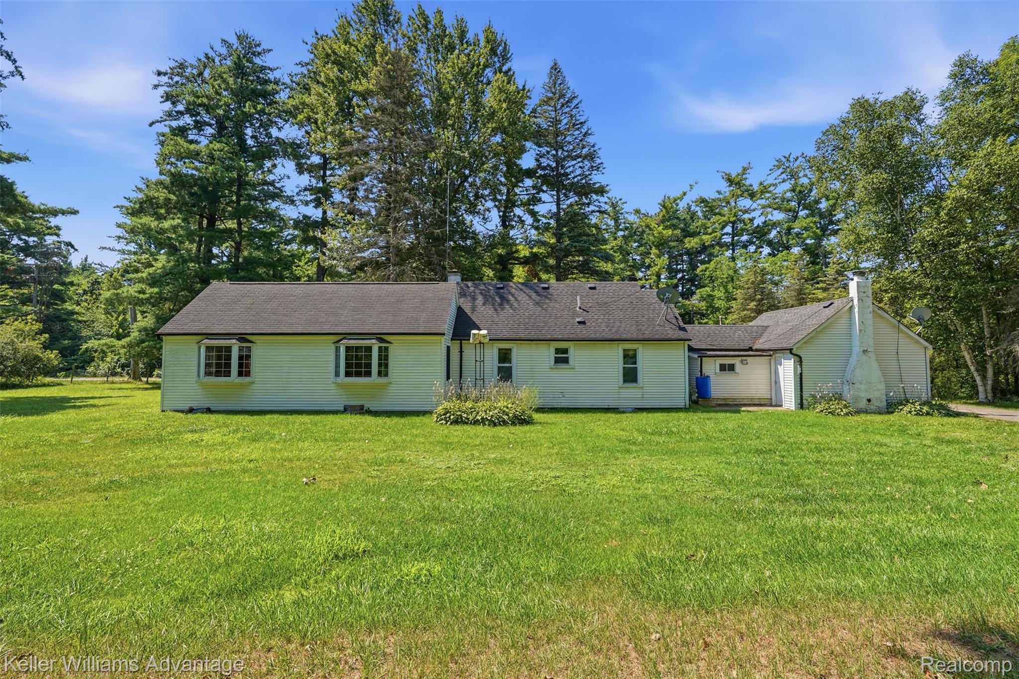 7592 Rattle Run Road Columbus, MI 48063 - Photo 25 of 36 31_7592 rattle run rd-31.jpg