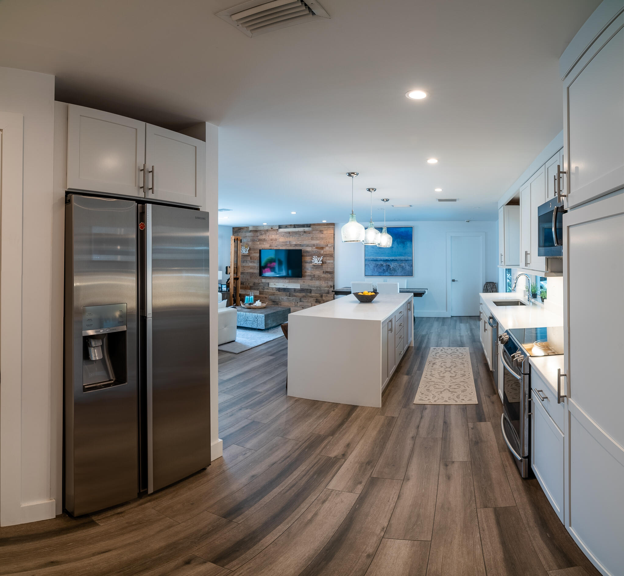201 Northeast 4th Avenue Boca Raton, FL 33432 - Photo 5 of 14 kitchen open to living
