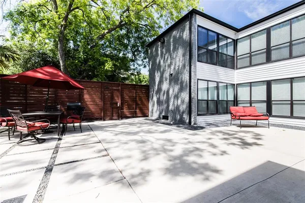 $1,575 | 2806 Reagan Street, Unit 109, Dallas, TX 75219
