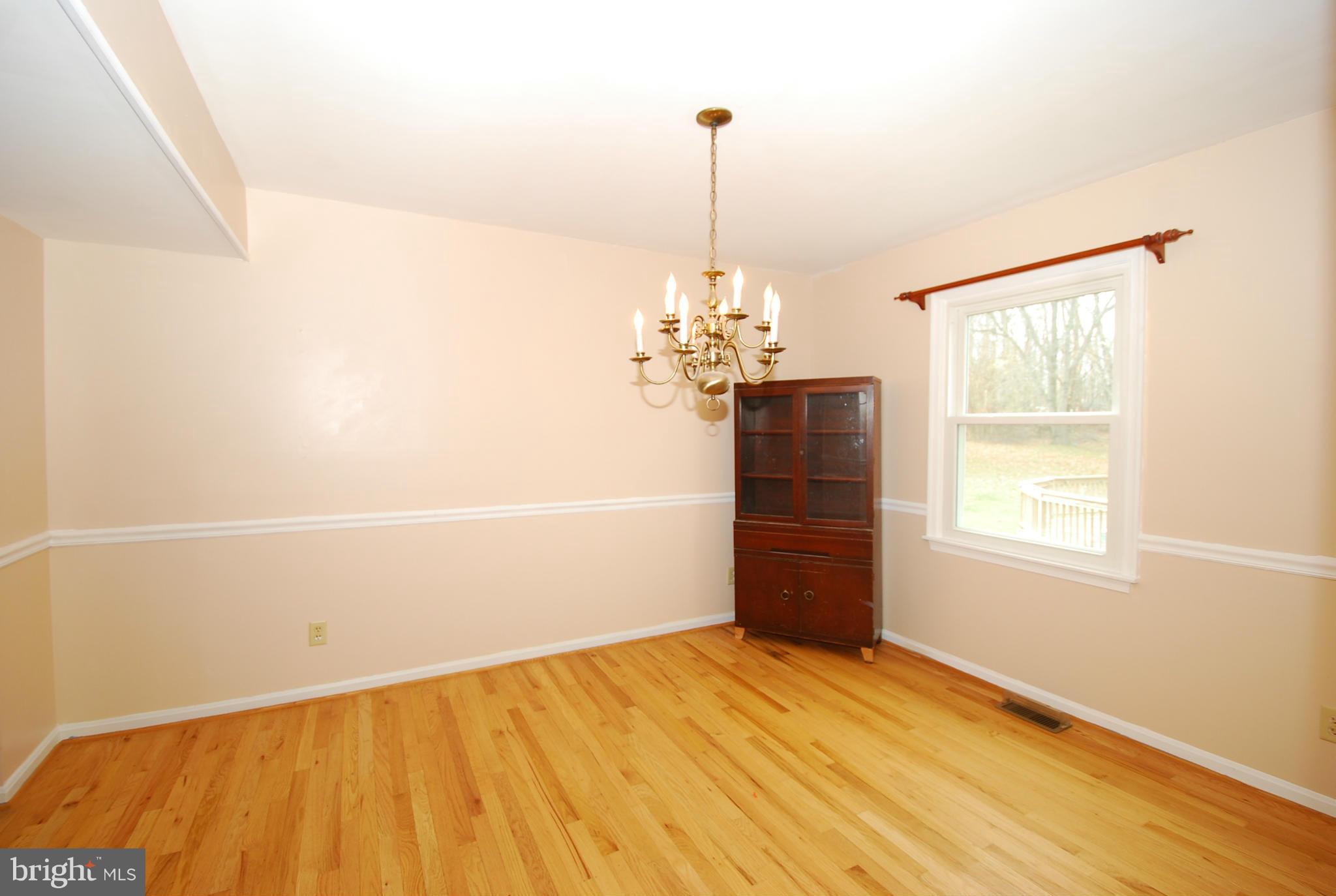 4210 Salem Bottom Road Westminster, MD 21157 - Photo 6 of 22 Dining Room