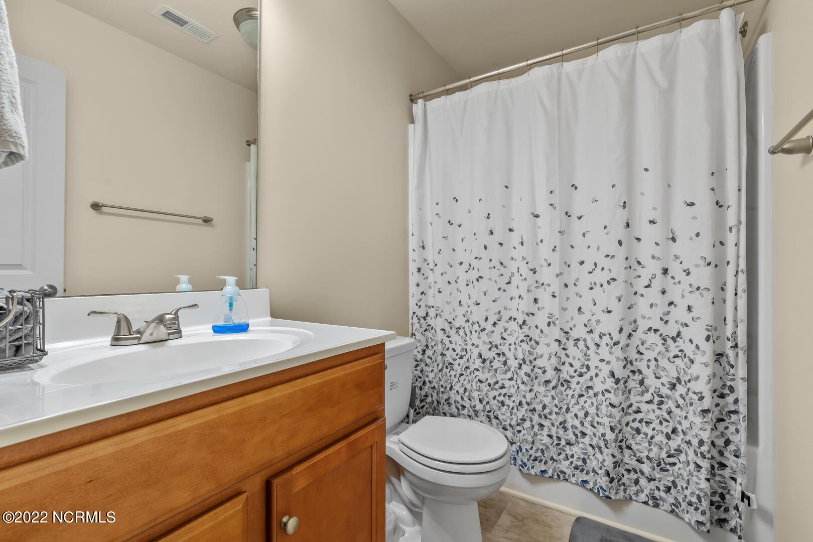 435 Sullivan Loop Road Midway Park, NC 28544 - Photo 18 of 26 18
