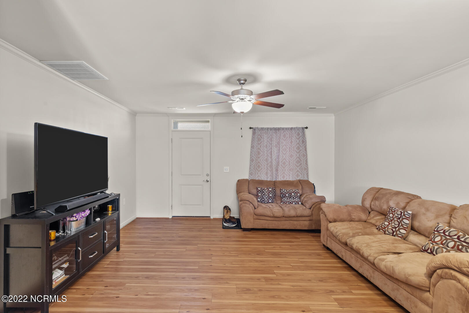 435 Sullivan Loop Road Midway Park, NC 28544 - Photo 5 of 26 5