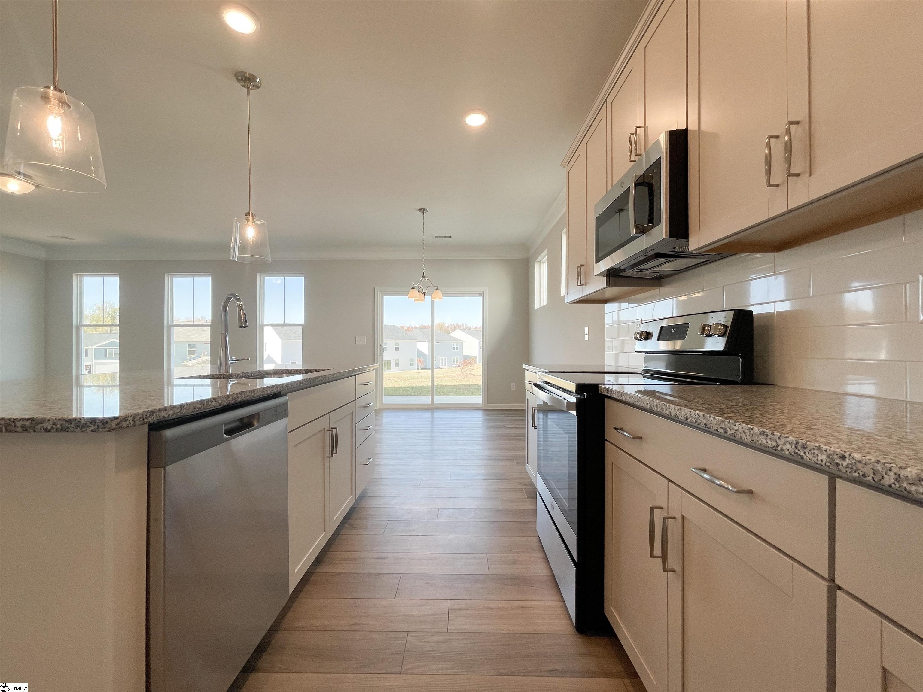 276 Pendergast Road Greenville, SC 29605 - Photo 14 of 30 Gallery Image 14