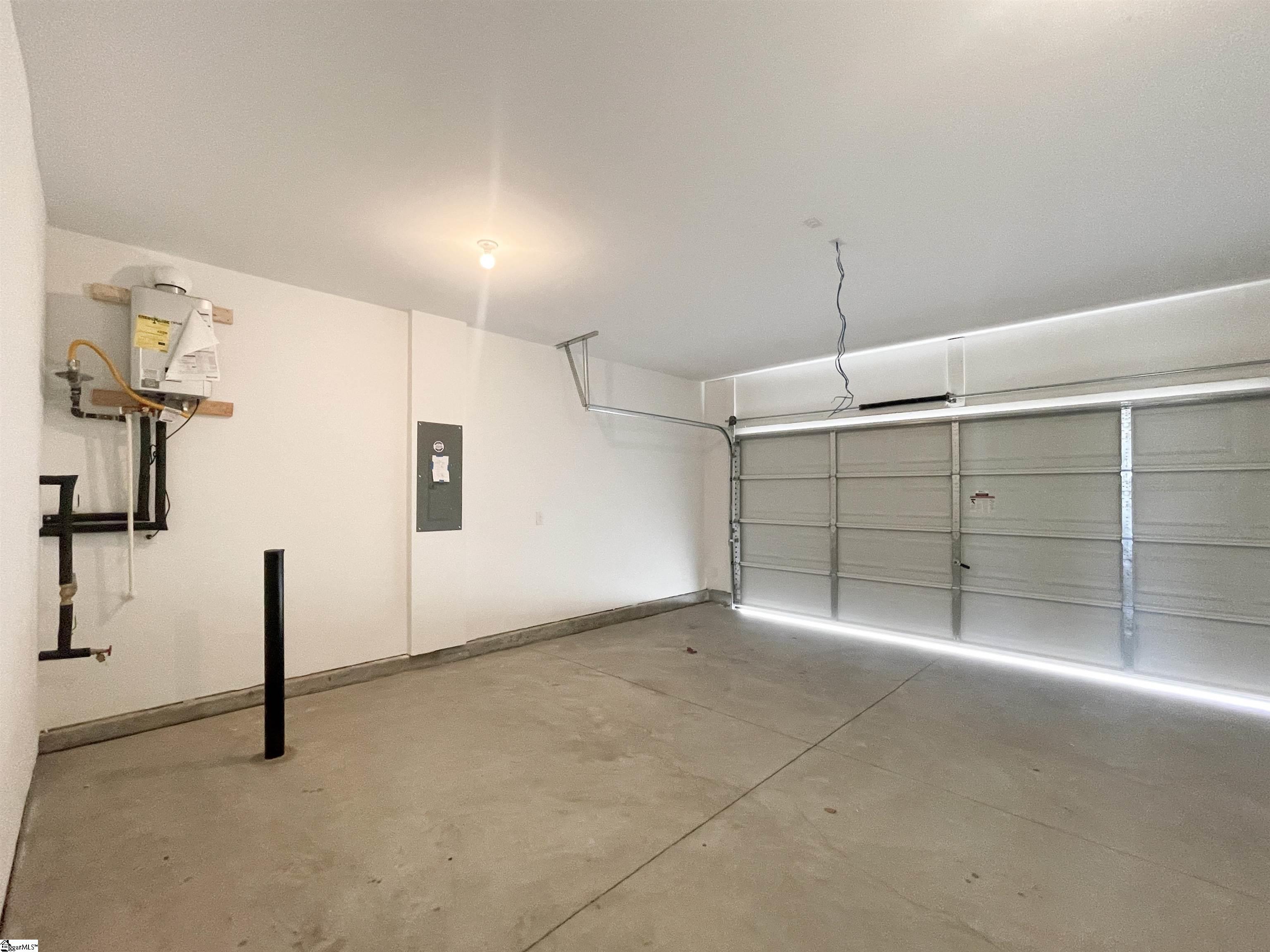 276 Pendergast Road Greenville, SC 29605 - Photo 8 of 30 Gallery Image 8