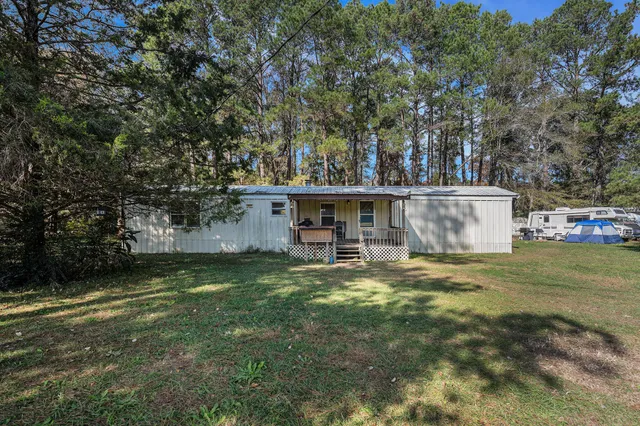 $99,000 | 200 Sings Lane, Holly Hill, SC 29059
