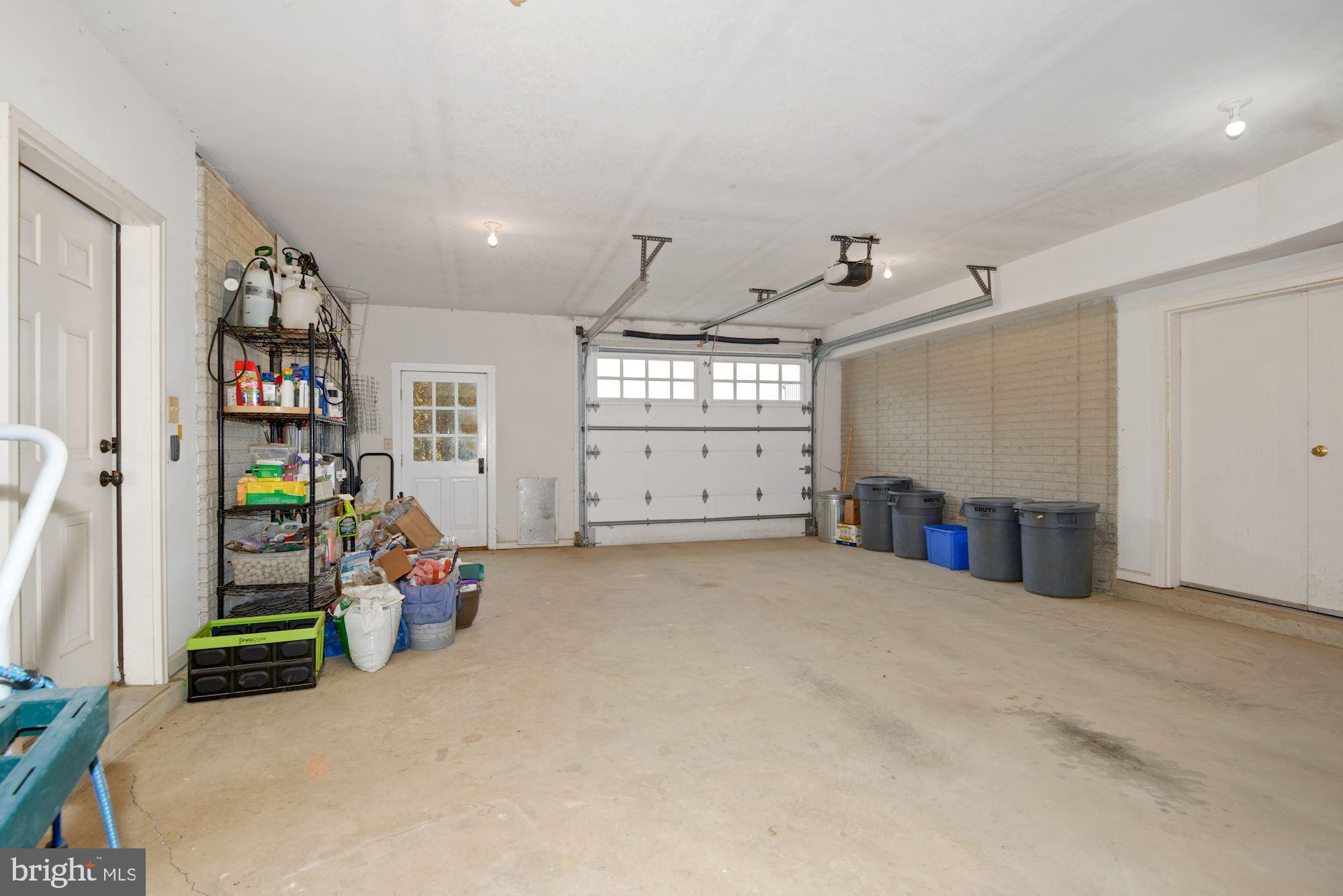 21232 Unison Road Middleburg, VA 20117 - Photo 52 of 123 2-car attached garage