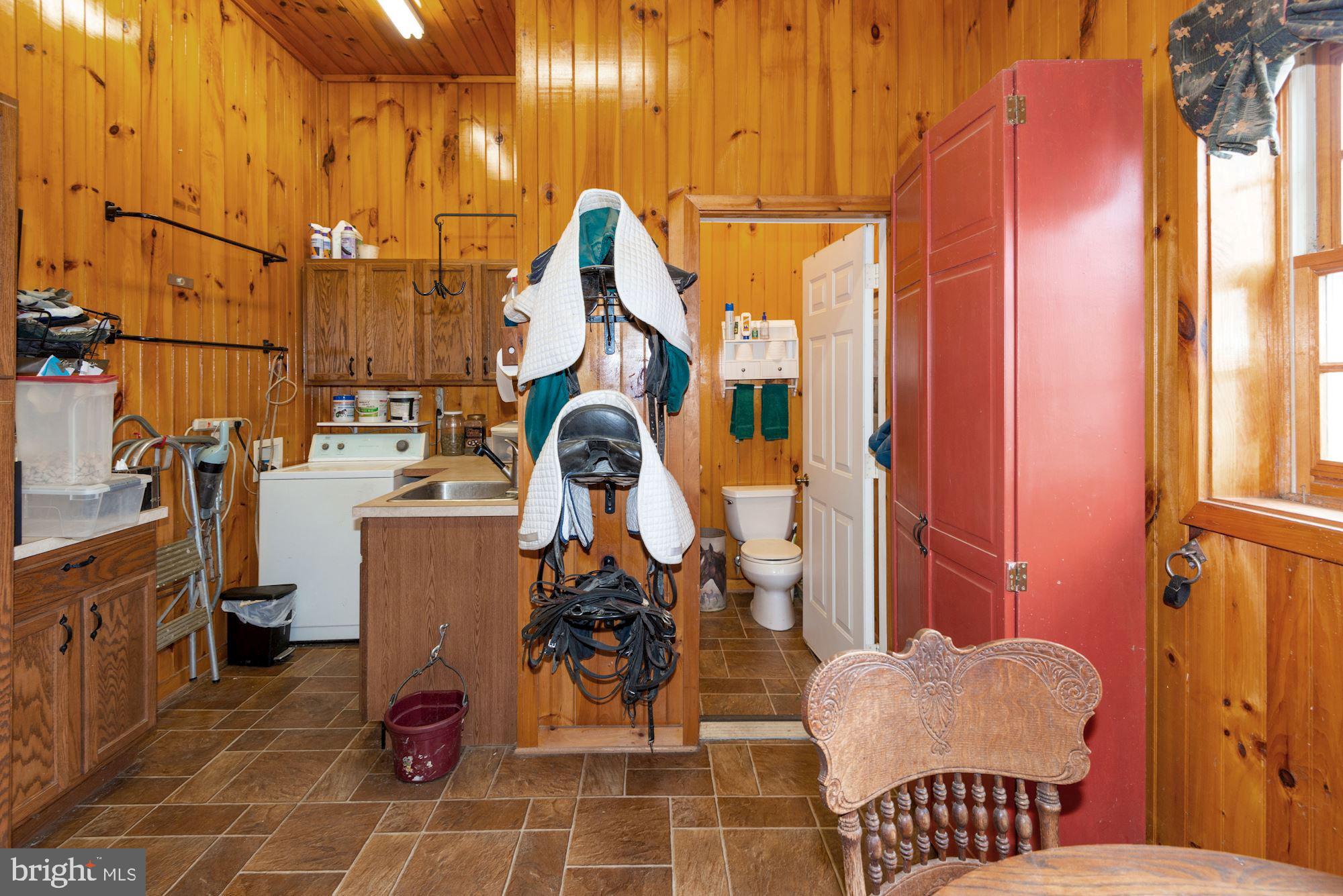 21232 Unison Road Middleburg, VA 20117 - Photo 60 of 123 Stable tack room