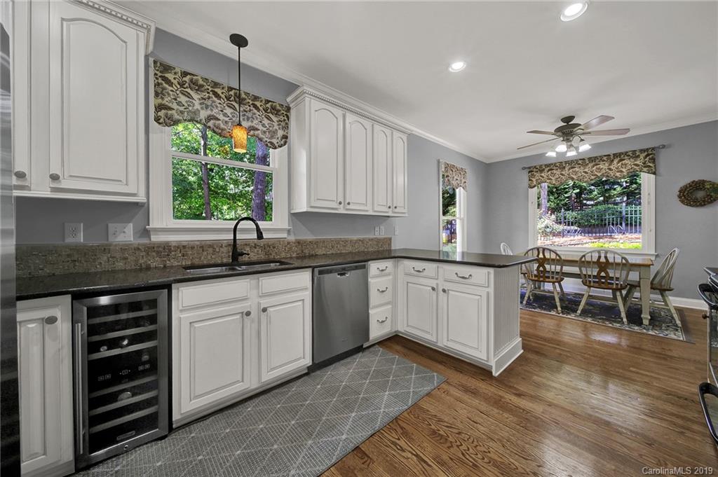 26060 Neptunes Landing Tega Cay, SC 29708 - Photo 17 of 46 Gallery Image 17