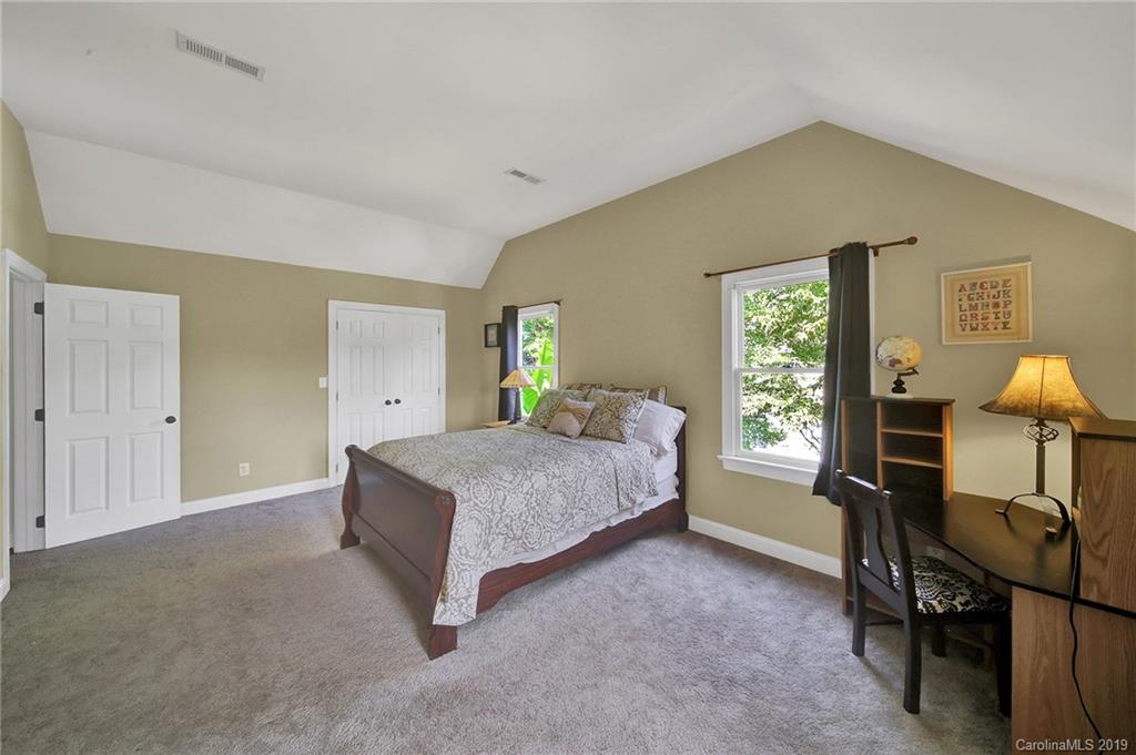26060 Neptunes Landing Tega Cay, SC 29708 - Photo 40 of 46 Gallery Image 40