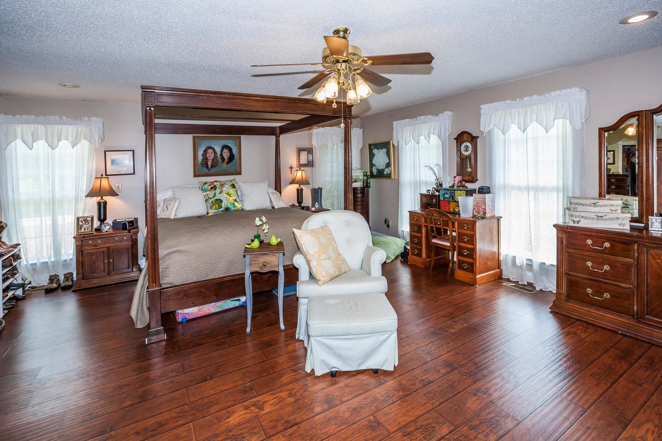 926 Paint Rock Valley Road Philadelphia, TN 37846 - Photo 14 of 32 197N5845w