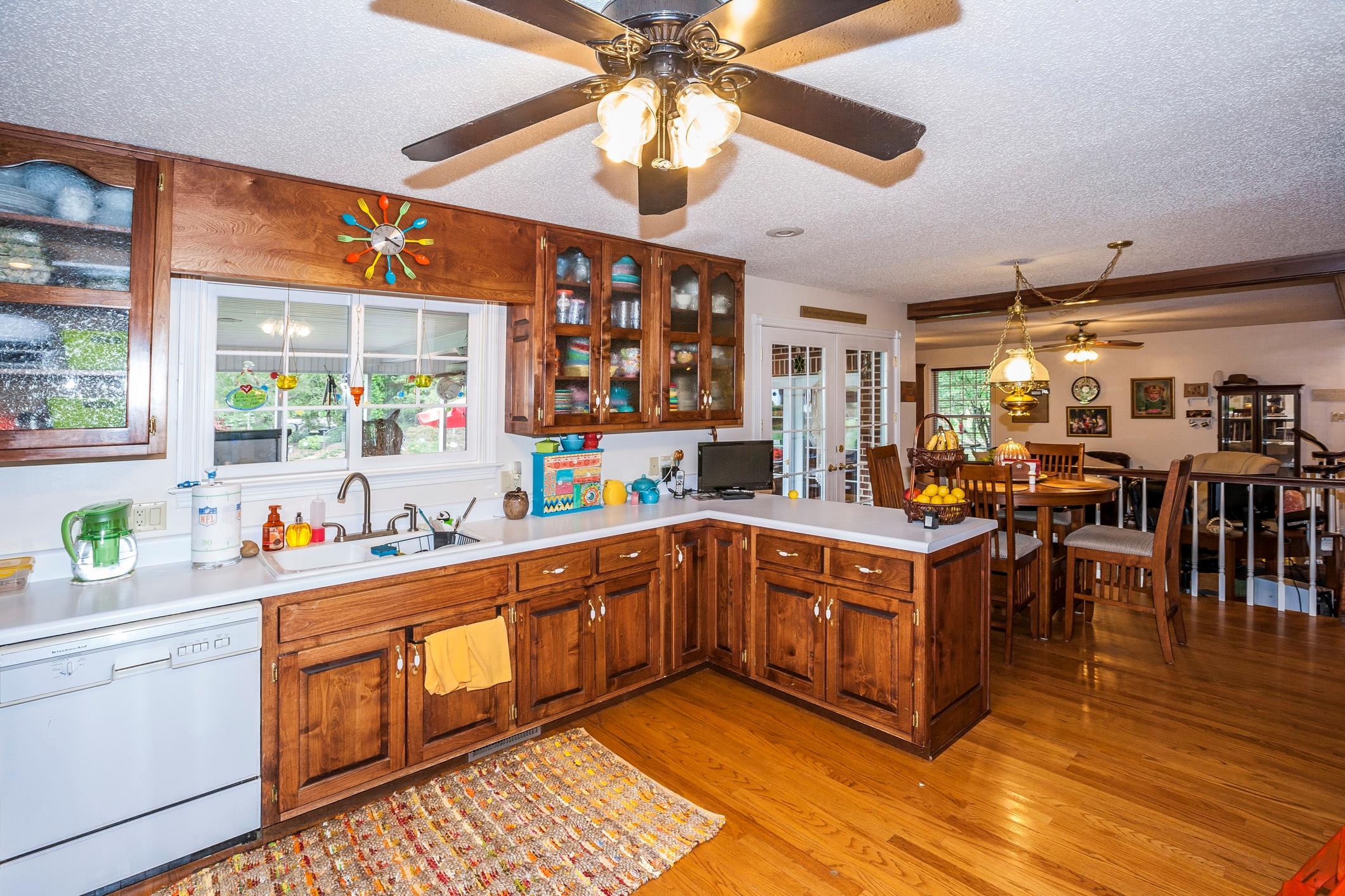 926 Paint Rock Valley Road Philadelphia, TN 37846 - Photo 10 of 32 197N5837w