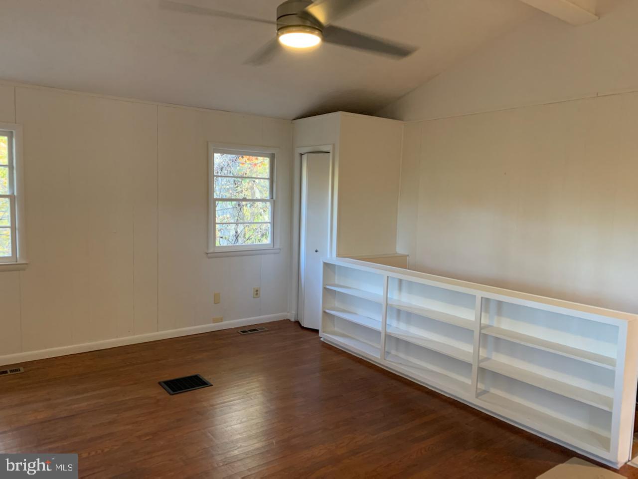 147 Buck Road Linden, VA 22642 - Photo 3 of 26
