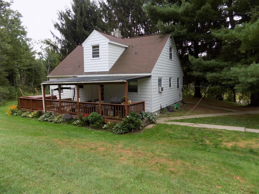 379 Cloverdale Road Chenango Forks, NY 13746 - Photo 1 of 19 Gallery Image 1