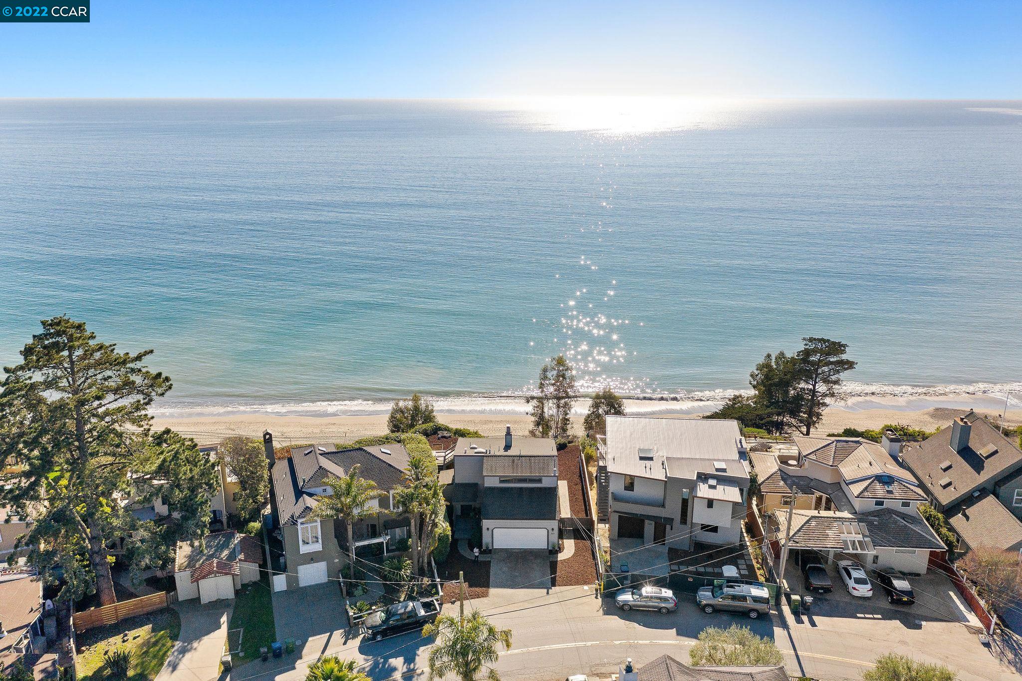 523 Seacliff Drive Aptos, CA 95003 - Photo 1 of 1 a view of a ocean view