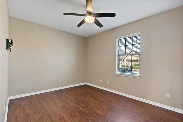 $2,350 | 3338 General Parkway, College Station, TX 77845