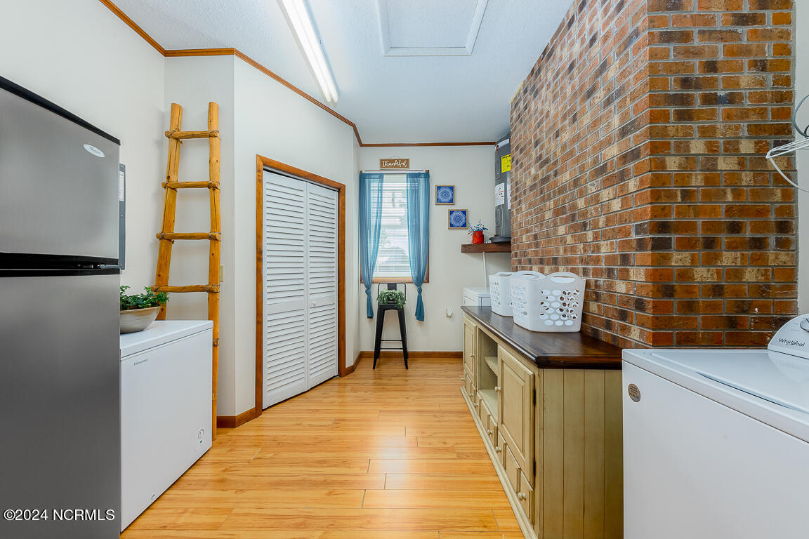 700 Antioch Road New Bern, NC 28560 - Photo 7 of 20 Utility Room