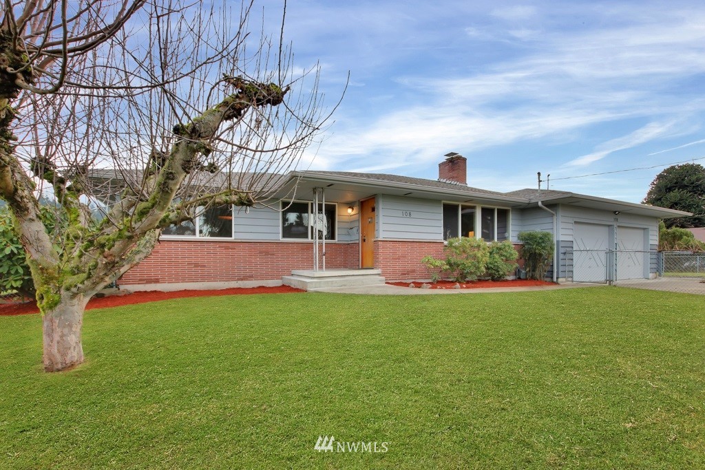 108 R Street Northeast Auburn, WA 98002 - Photo 1 of 37