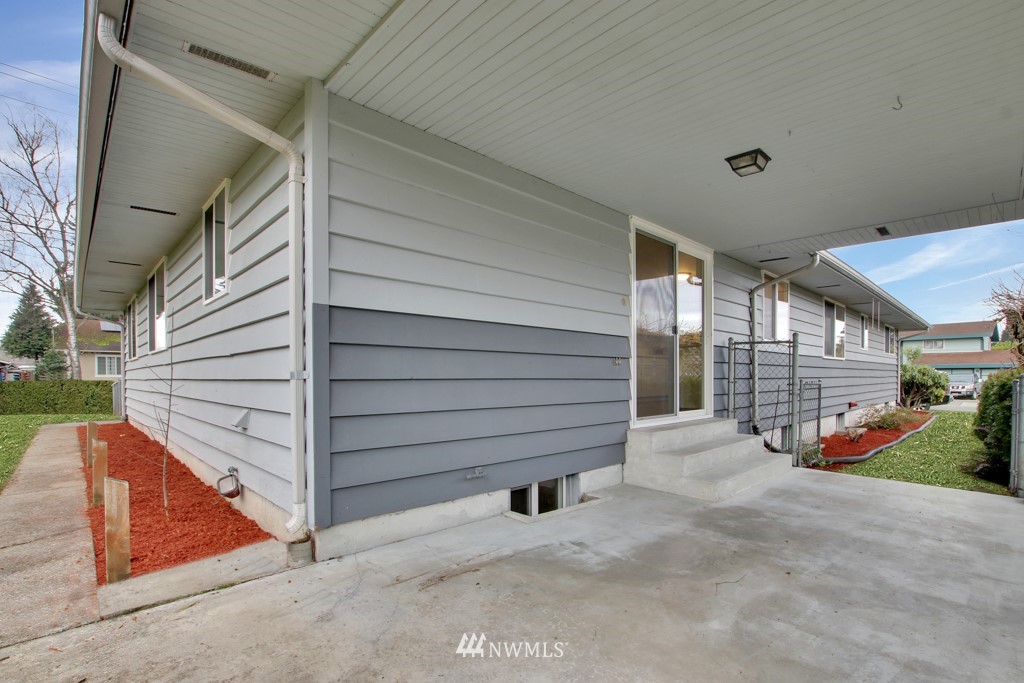 108 R Street Northeast Auburn, WA 98002 - Photo 34 of 37