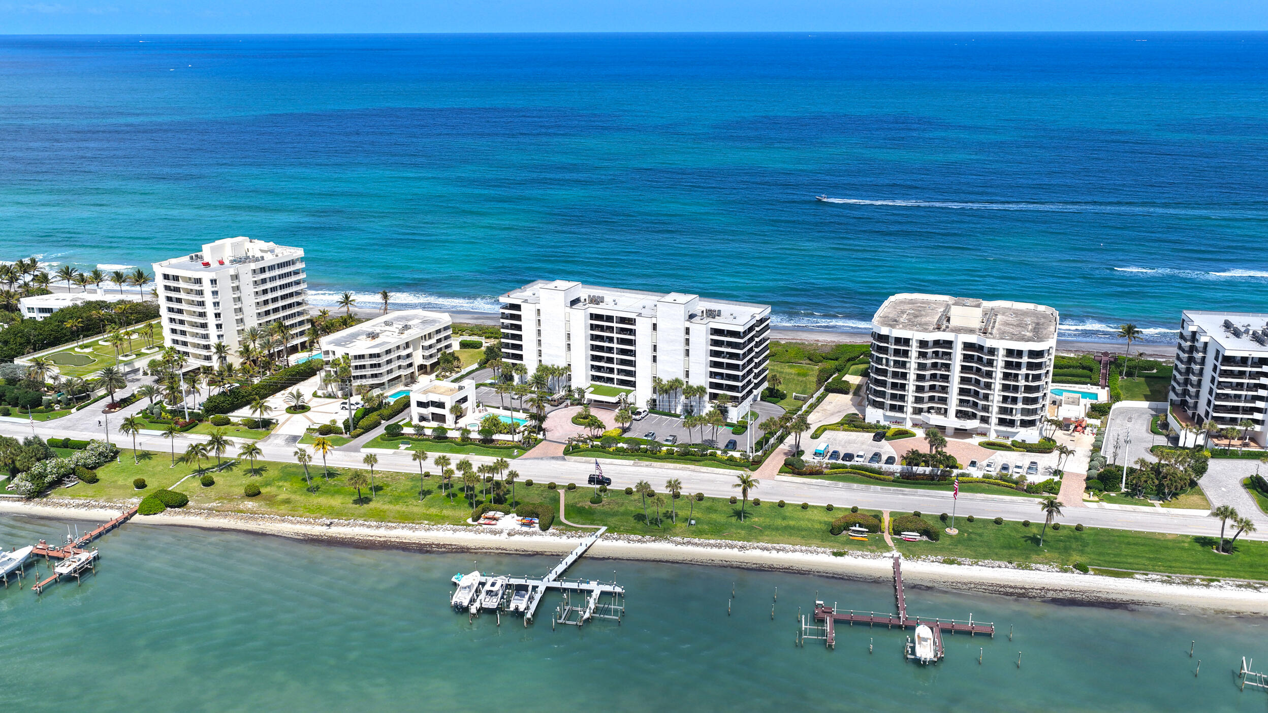 19900 South Beach Road, Unit 503 Jupiter, FL 33469 - Photo 1 of 2 Aerial