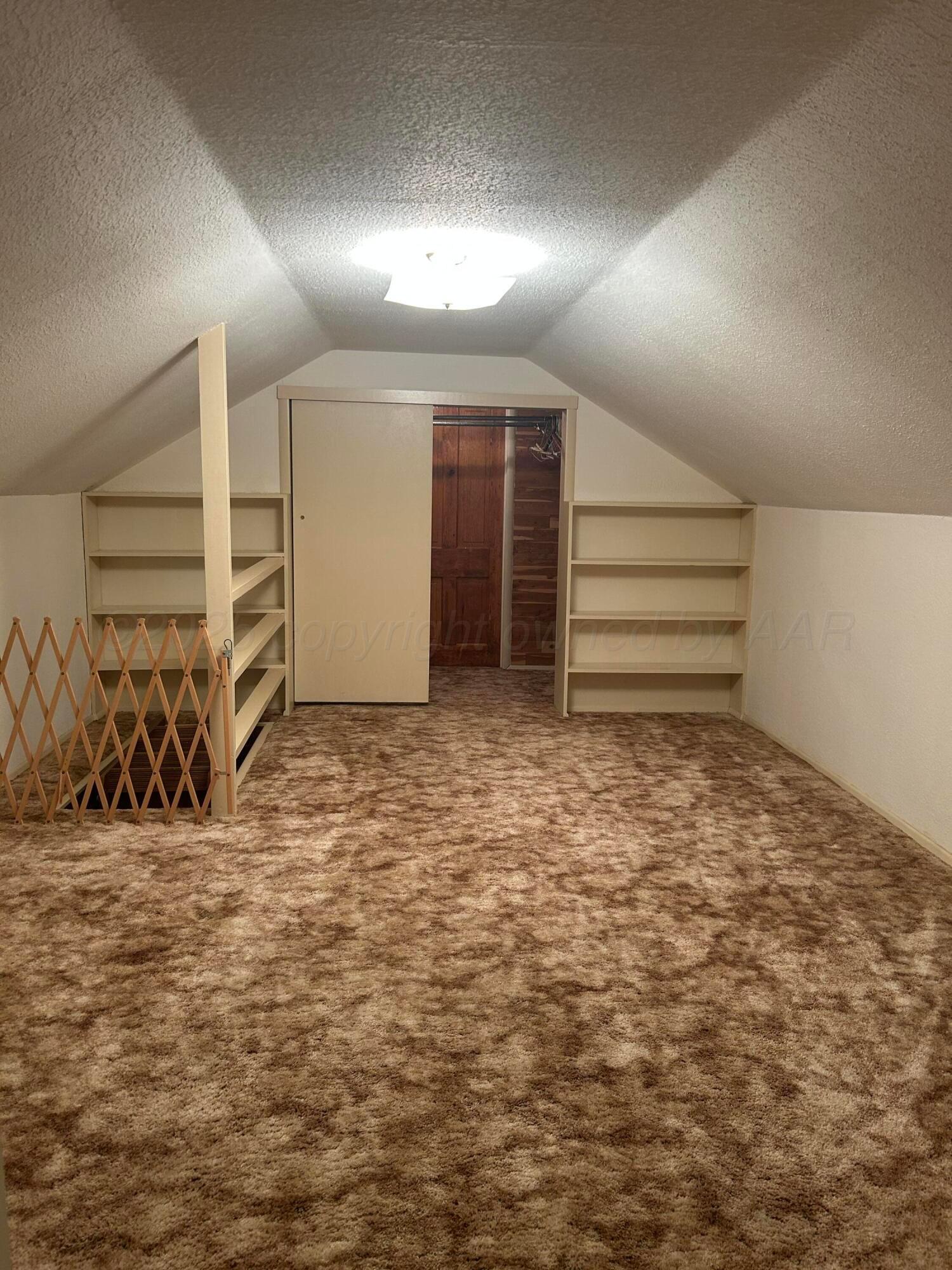 102 Willow Street Lipscomb, TX 79056 - Photo 33 of 34 a view of an empty room