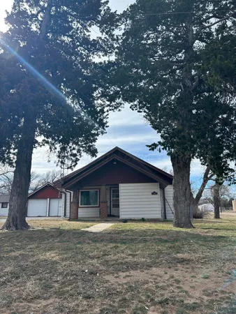 $160,000 | 102 Willow Street, Lipscomb, TX 79056