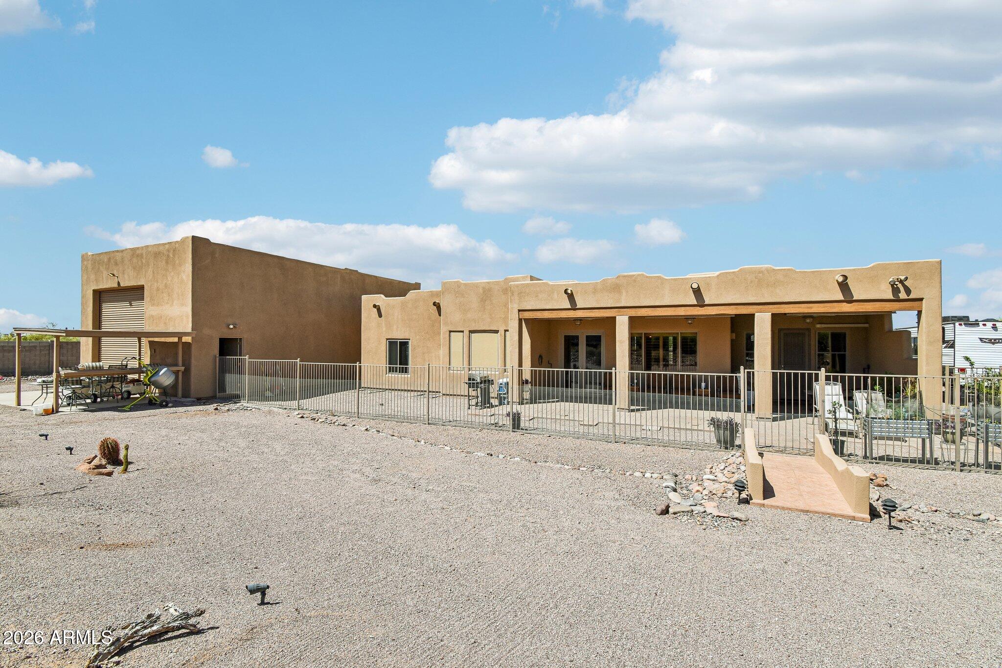 1547 North Val Vista Road Apache Junction, AZ 85119 - Photo 32 of 59 a view of a terrace with chairs
