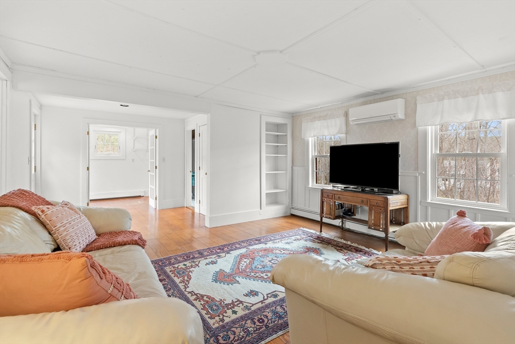 55 Colrain Road Topsfield, MA 01983 - Photo 6 of 29