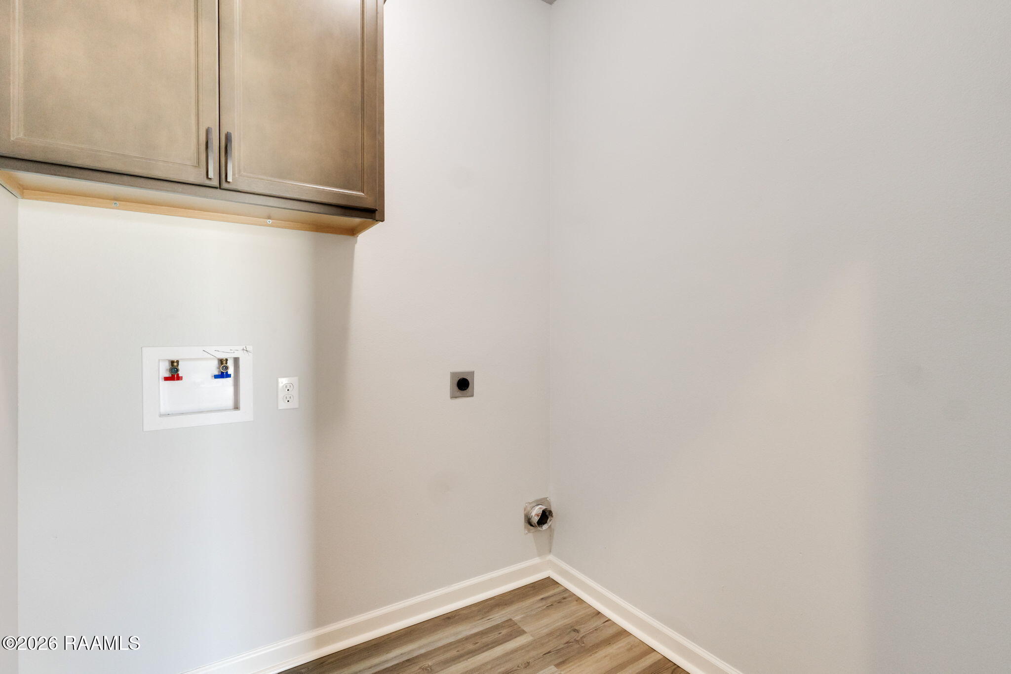 4792 Emile Drive Houma, LA 70364 - Photo 11 of 20 Laundry