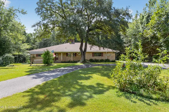 $325,000 | 2325 North Country Club Lane, Biloxi, MS 39532