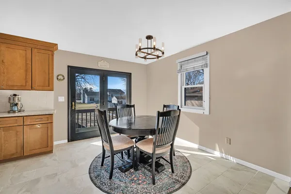 $344,900 | 24333 South Valley Drive, Channahon, IL 60410