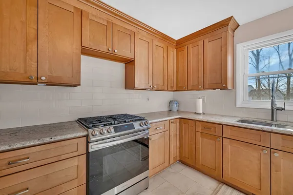 $344,900 | 24333 South Valley Drive, Channahon, IL 60410