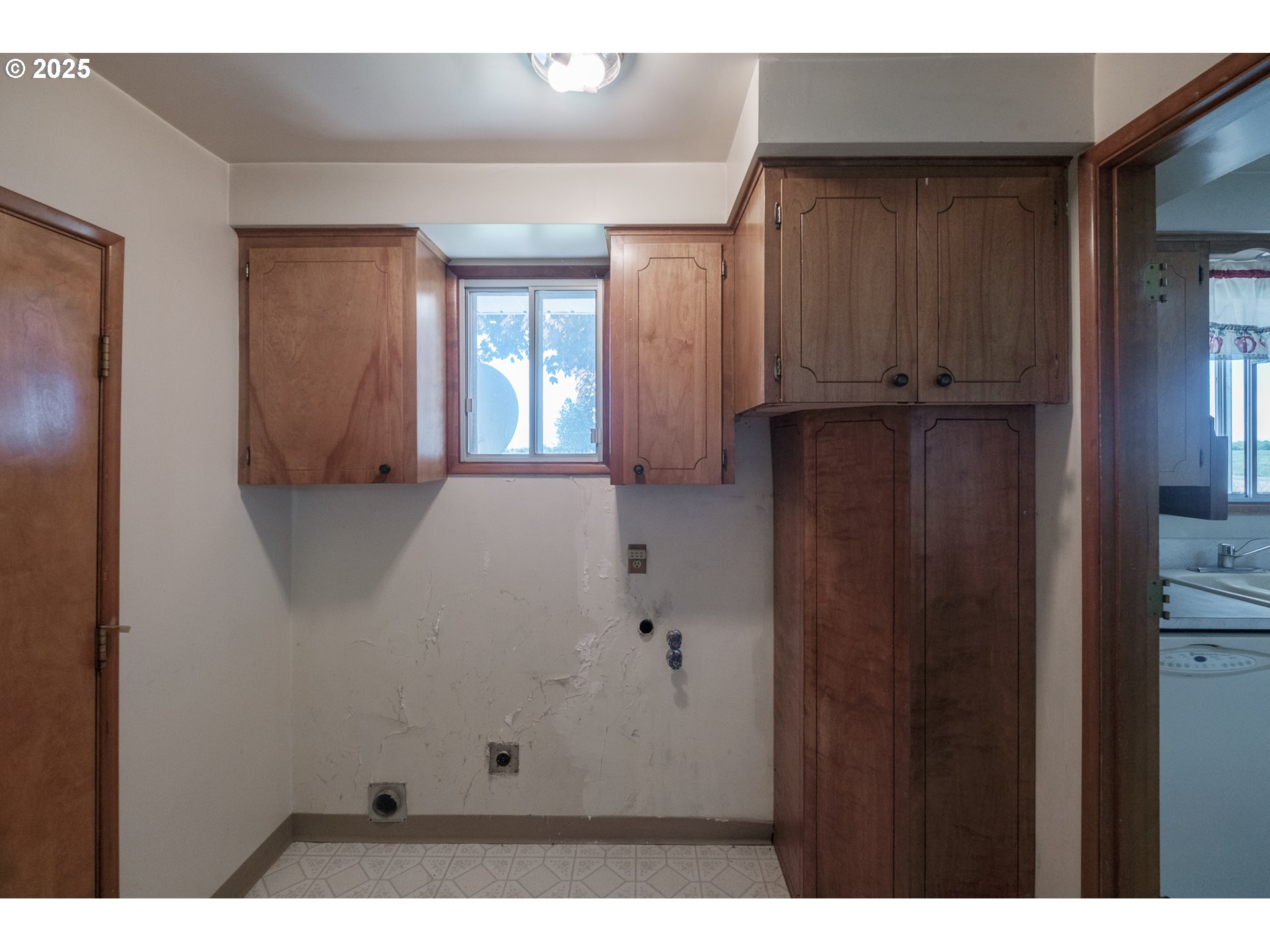 35420 Knox Butte Road East Albany, OR 97322 - Photo 11 of 43 Gallery Image 11