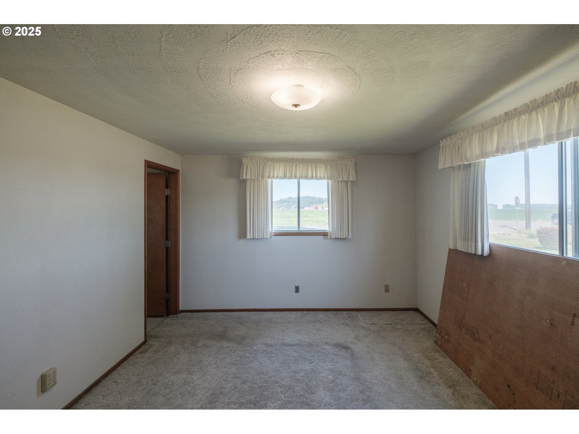 35420 Knox Butte Road East Albany, OR 97322 - Photo 14 of 43 Gallery Image 14