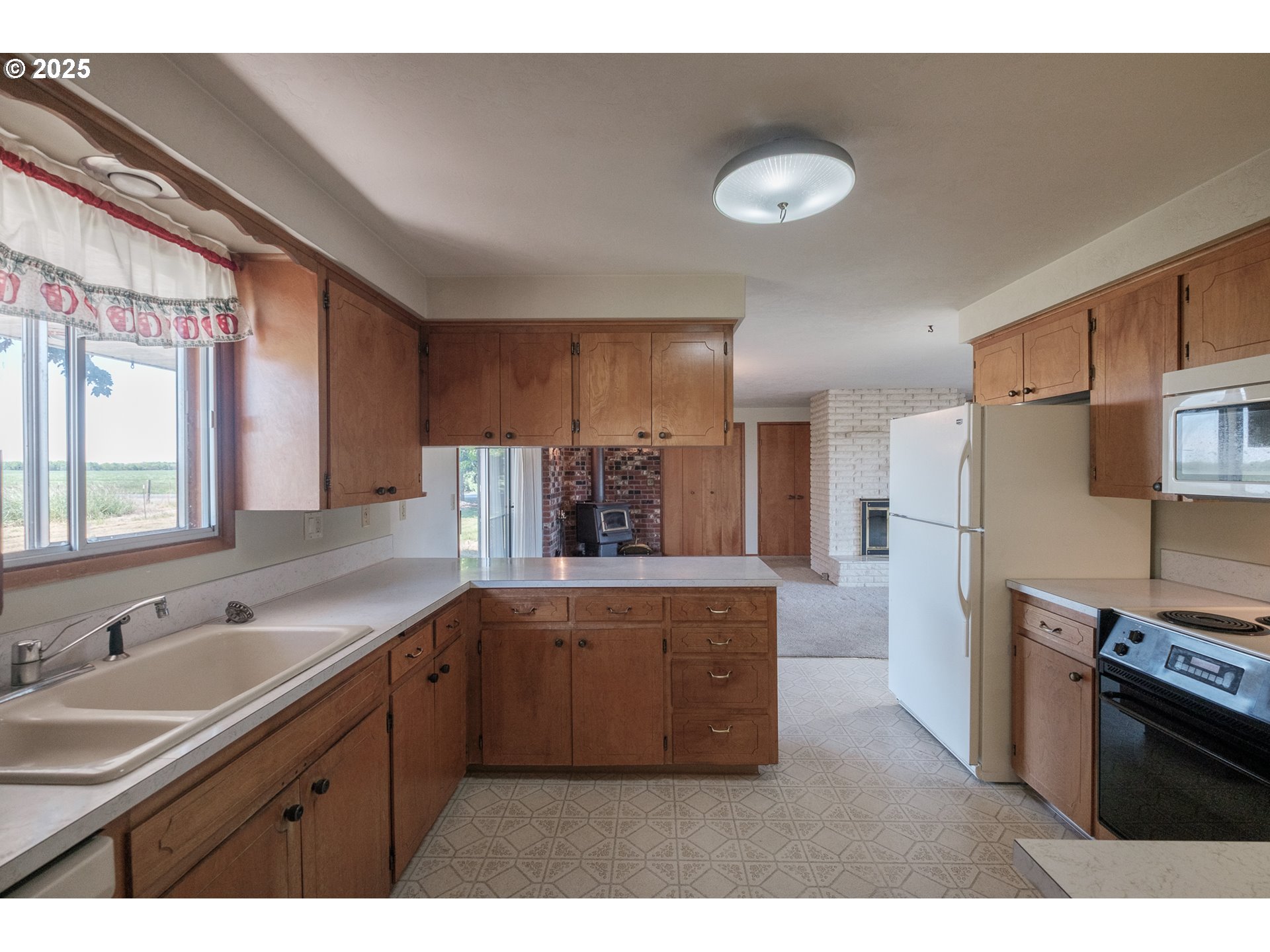 35420 Knox Butte Road East Albany, OR 97322 - Photo 10 of 43 Gallery Image 10