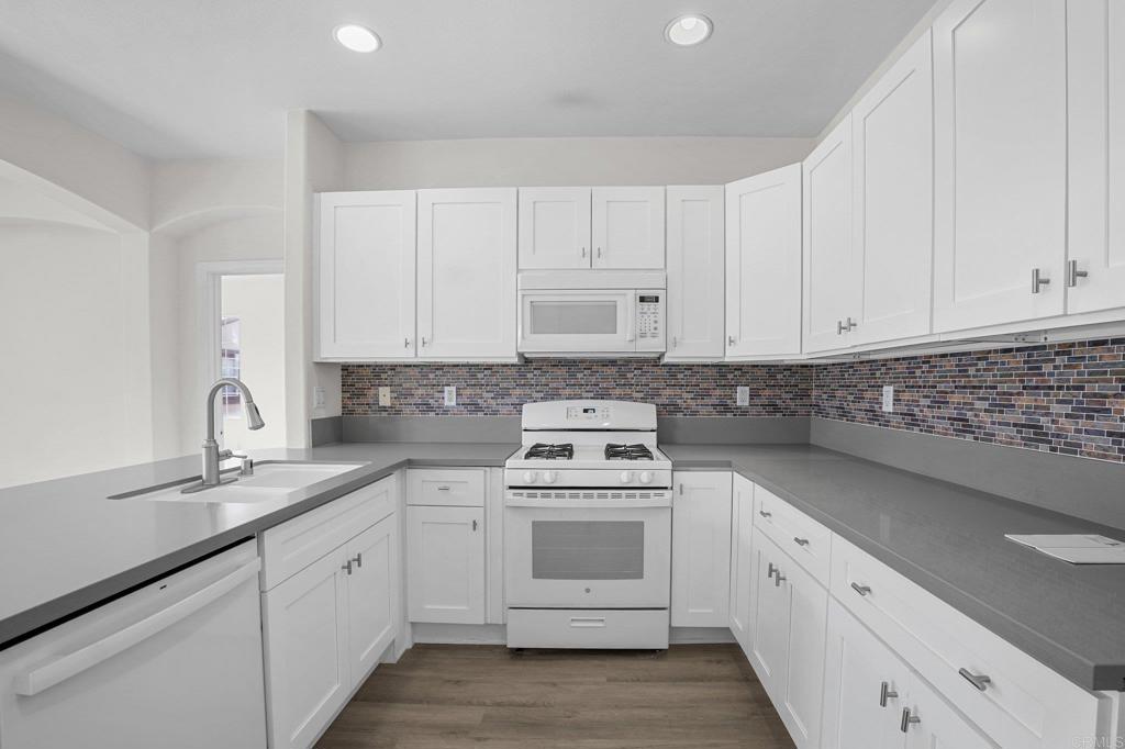 641 Sumner Way, Unit 1 Oceanside, CA 92058 - Photo 13 of 27