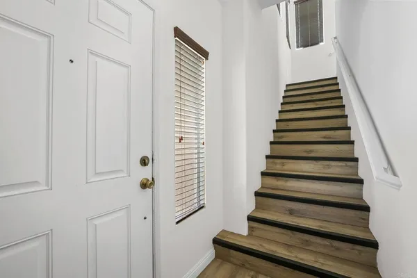 $577,000 | 641 Sumner Way, Unit 1, Oceanside, CA 92058