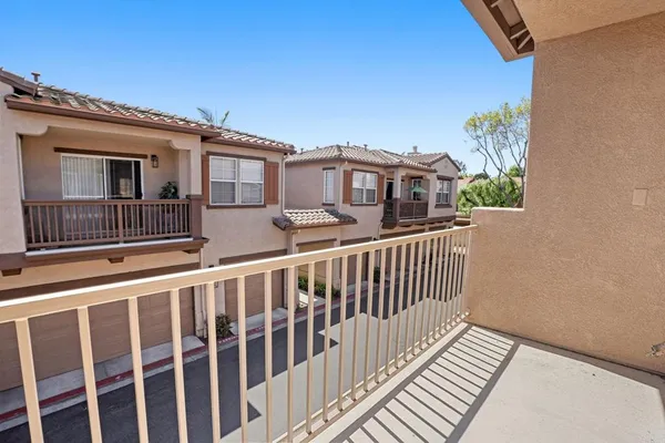 $577,000 | 641 Sumner Way, Unit 1, Oceanside, CA 92058