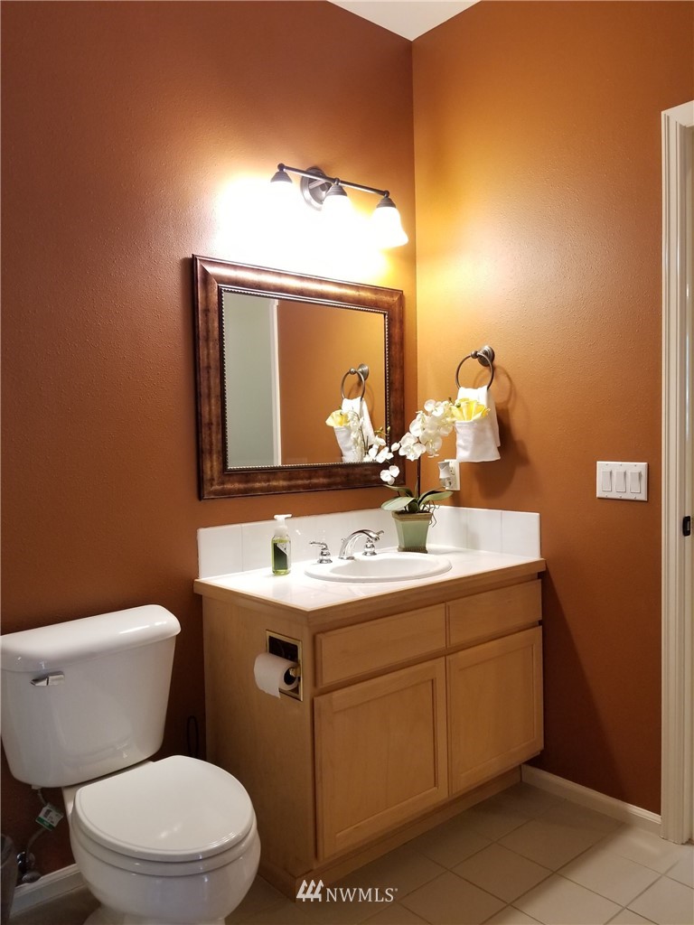 18642 172nd Place Southeast Renton, WA 98058 - Photo 11 of 18 Gallery Image 11