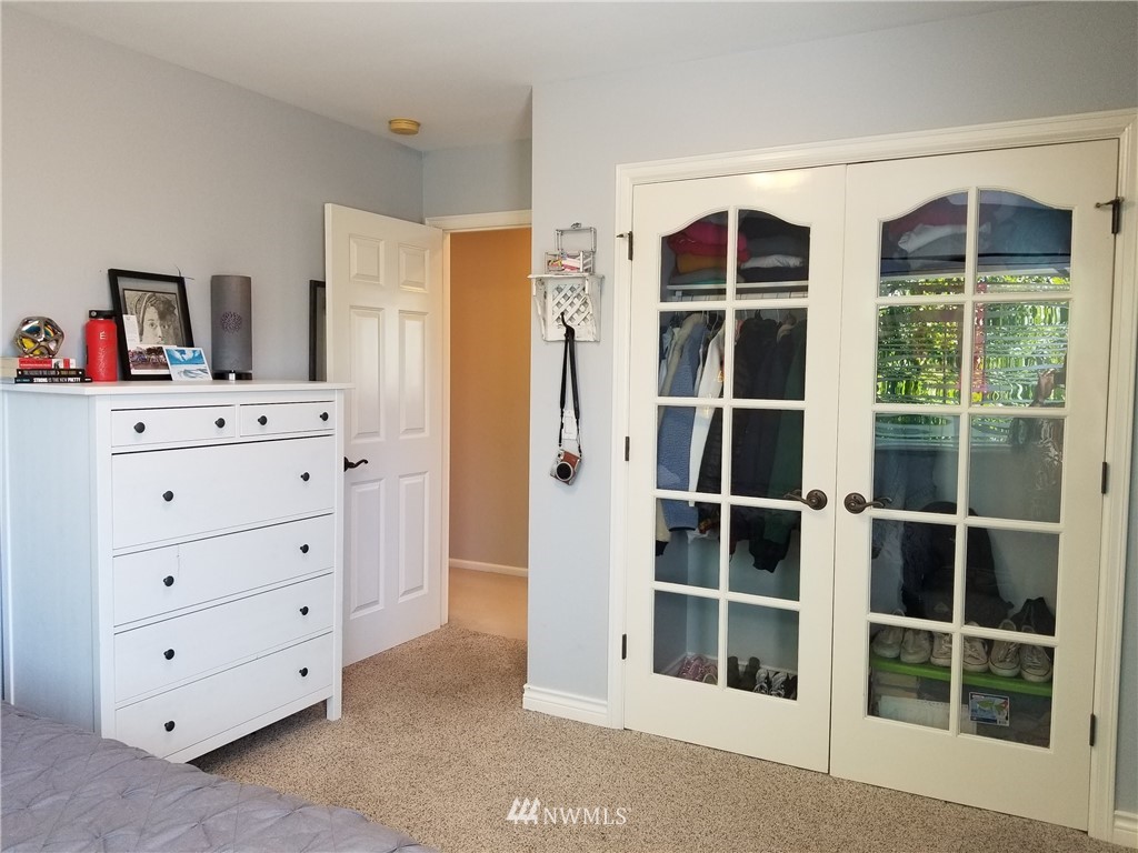 18642 172nd Place Southeast Renton, WA 98058 - Photo 14 of 18 Gallery Image 14