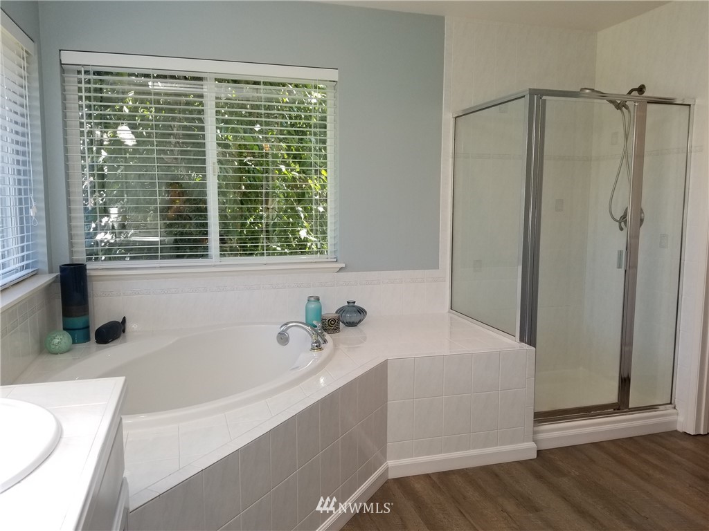18642 172nd Place Southeast Renton, WA 98058 - Photo 8 of 18 Gallery Image 8