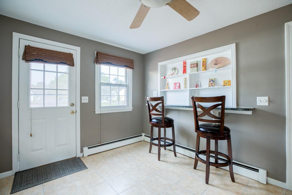 159 Fair Oak Road Springfield, MA 01128 - Photo 9 of 21 a workspace with furniture and window