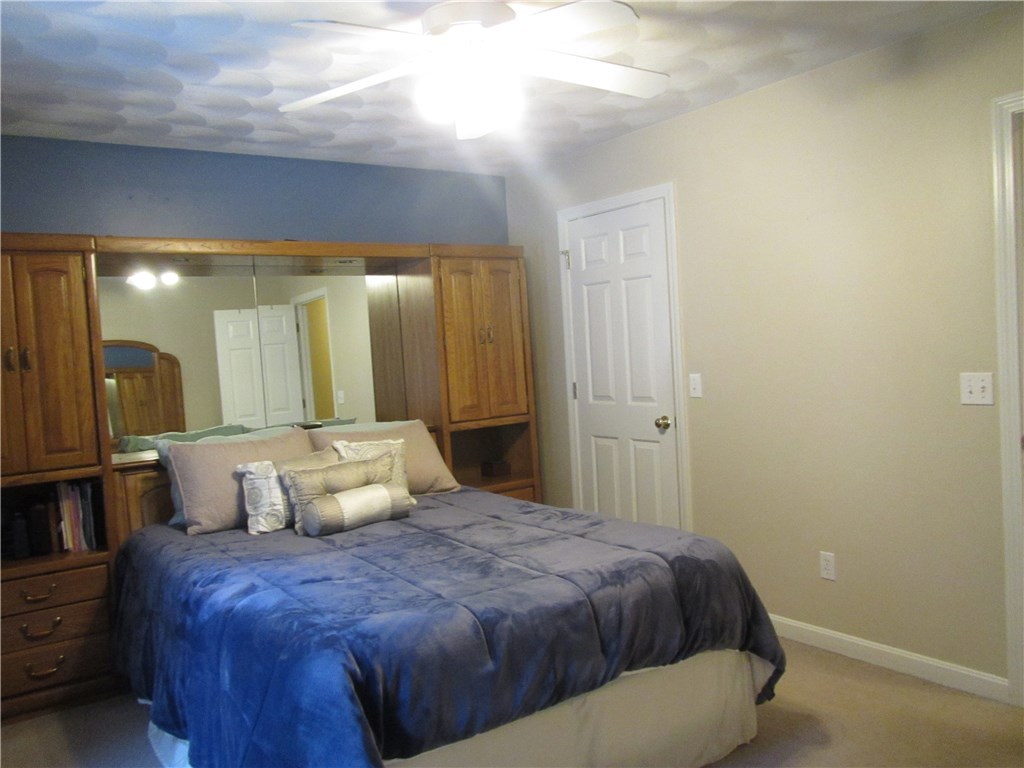 71 Wolf Hill Road Smithfield, RI 02917 - Photo 16 of 38 Gallery Image 16