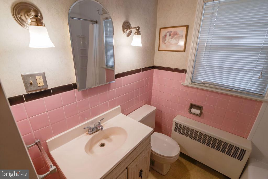 4330 Paradise Road Dover, PA 17315 - Photo 8 of 33 Charming vintage pink bathroom retreat.